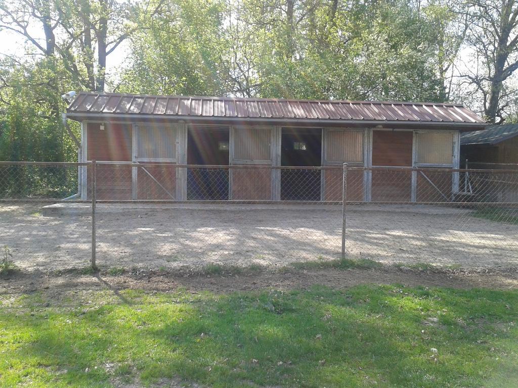 Chata Zahrada Madeta Veselí nad Lužnicí Exterior foto